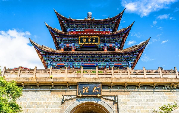 ダリの古代都市:千歳 首都は広山の山に支えられ、Erhai湖に直面します-3