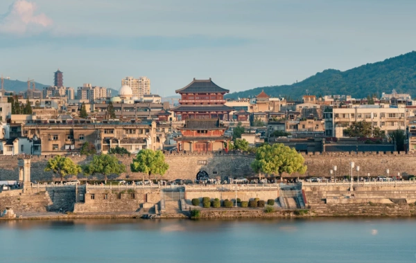 مدينة (شيانغيانغ) القديمة: ألف عام من الجرائم والدفاع كمدينة الصين الأولى-3