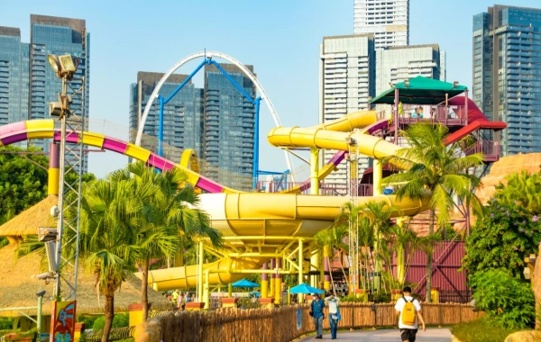 Shenzhen Happy Valley: A Transformation from OCT Industrial Zone to Urban Carnival Kingdom-4