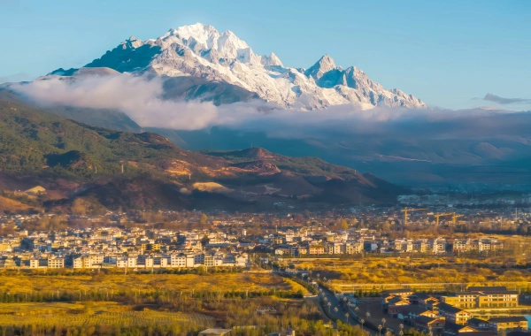 Jade Dragon Snow Mountain: El dominio divino de la montaña de nieve más meridional y la deidad del guardián Naxi en el hemisferio norte-3