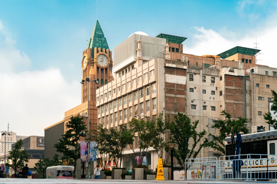 王府井:ストリートと古代の首都を通した商業心の旅