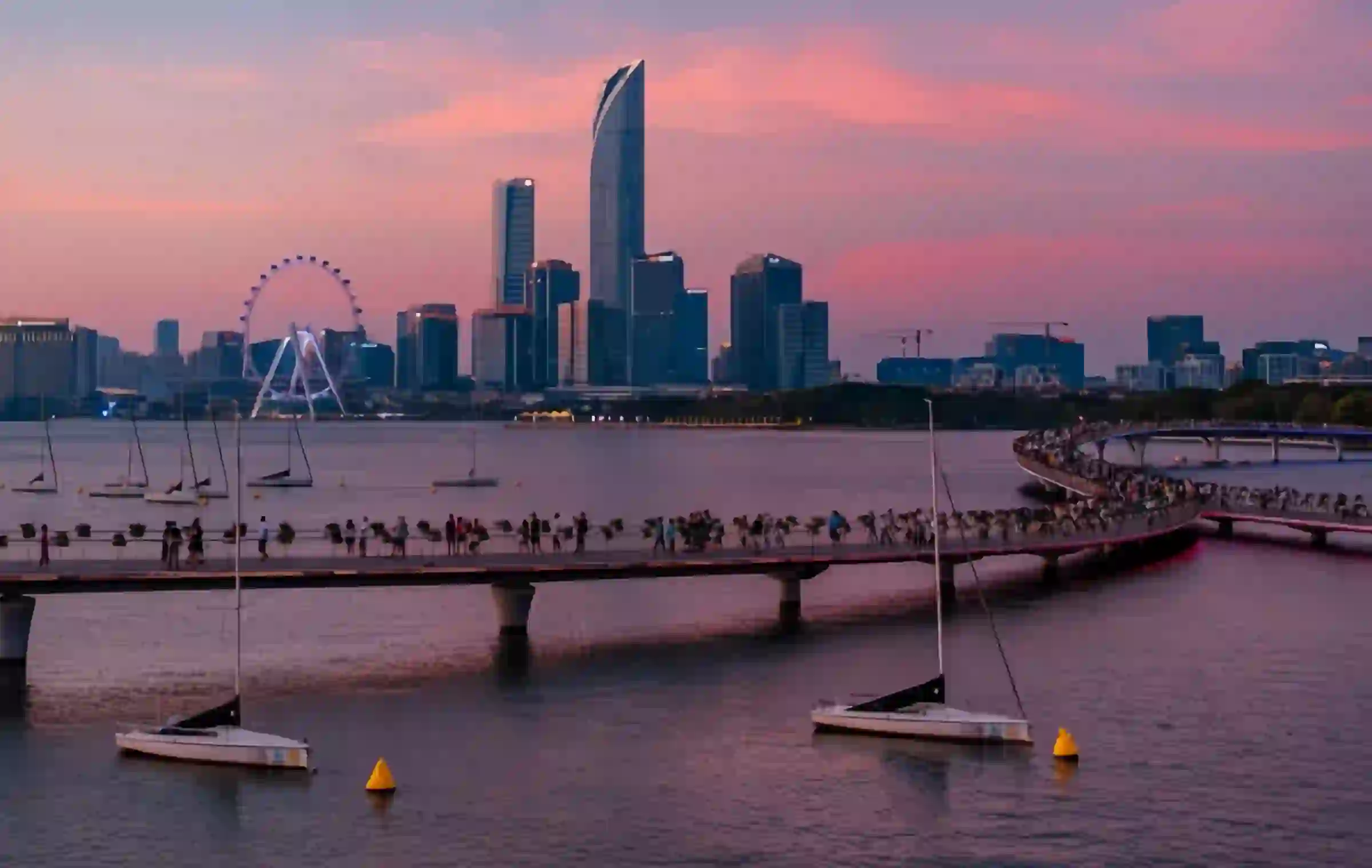 神事湖:産業公園の憂鬱から現代都市のウォーターフロントまで多彩な交響曲