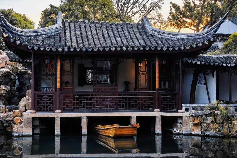 ネットガーデンのマスター: 小さな山林の中に佇む広大な世界-3