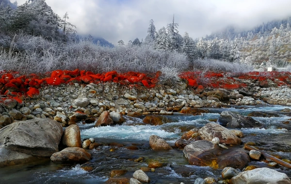 Glacier Hailuogou : une ère glaciaire à portée de main et un royaume secret des sources thermales de neige-2