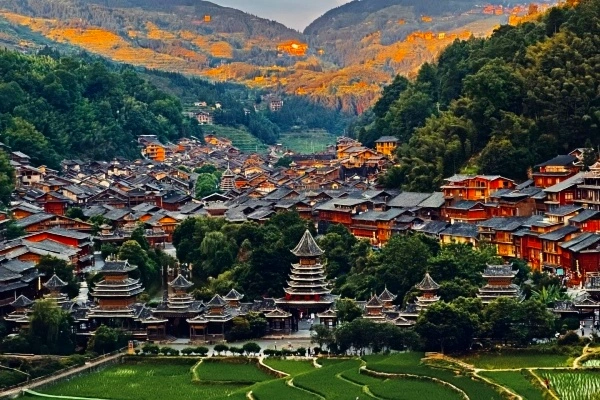 Zhaoxing Dong القرية: جورني حار في العالم السري لشعب دونغ وتراثه الثقافي غير المادي للألفية-4