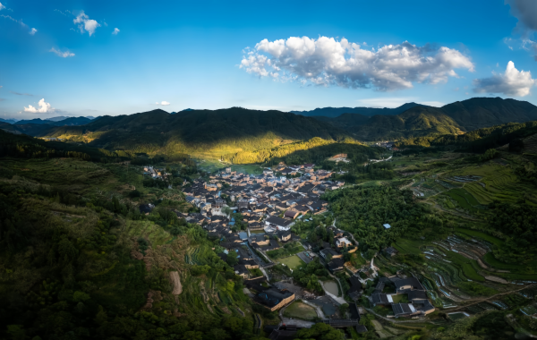 Longtan Ancient Town: Ein historisches Echo und Alltagsleben in einem 1700-Jahr-alten Wimmelbild von Chongqing