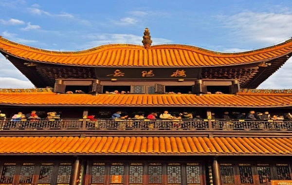 Yueyang Tower:A Journey to the Foremost of the