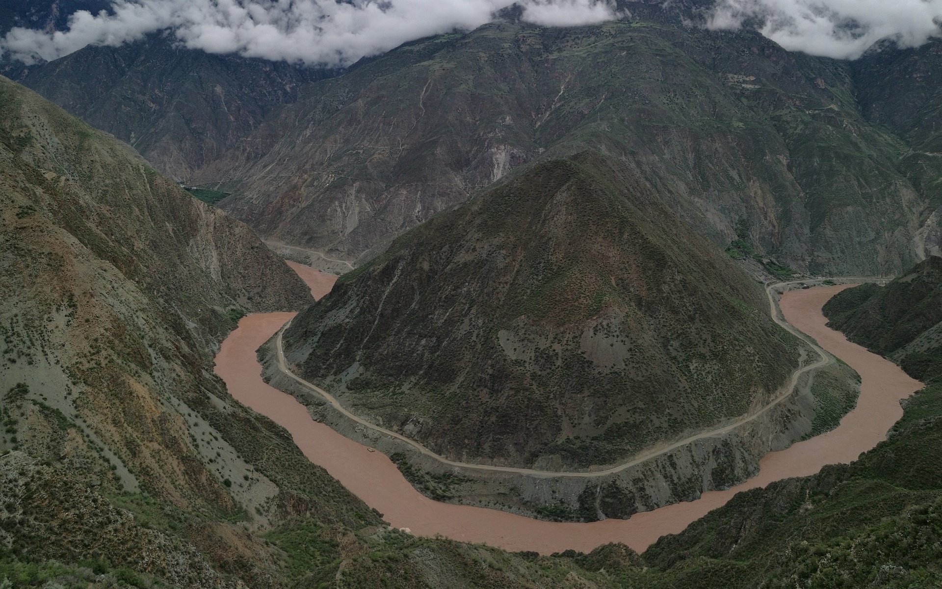 Day 3: Jinsha River -- Shangri-La