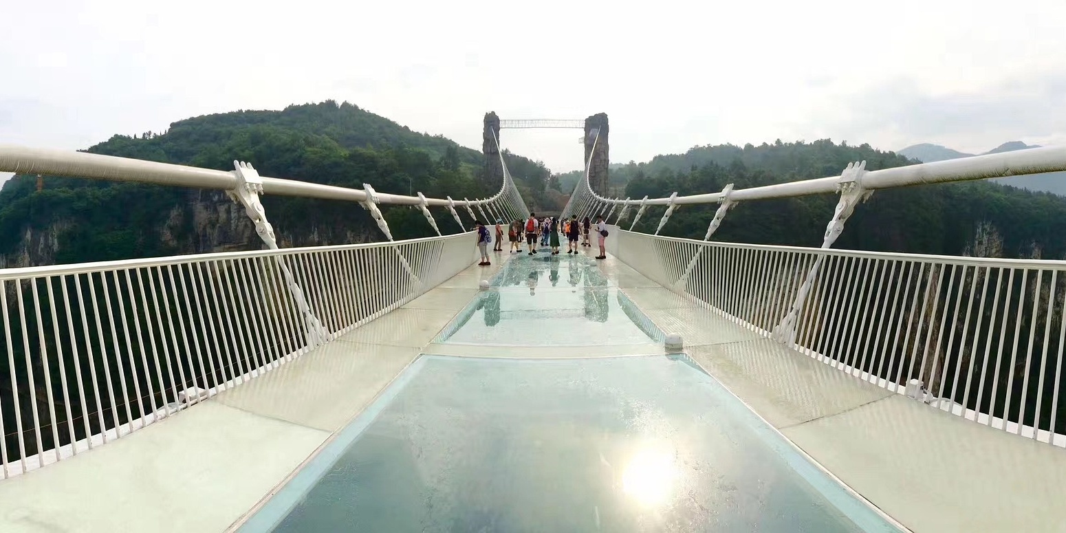 اليوم 2: زانغجي جراند كانيون