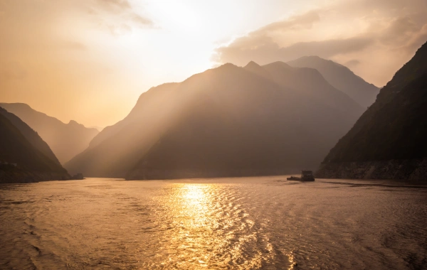 Day 8:  Yangtze River Cruise