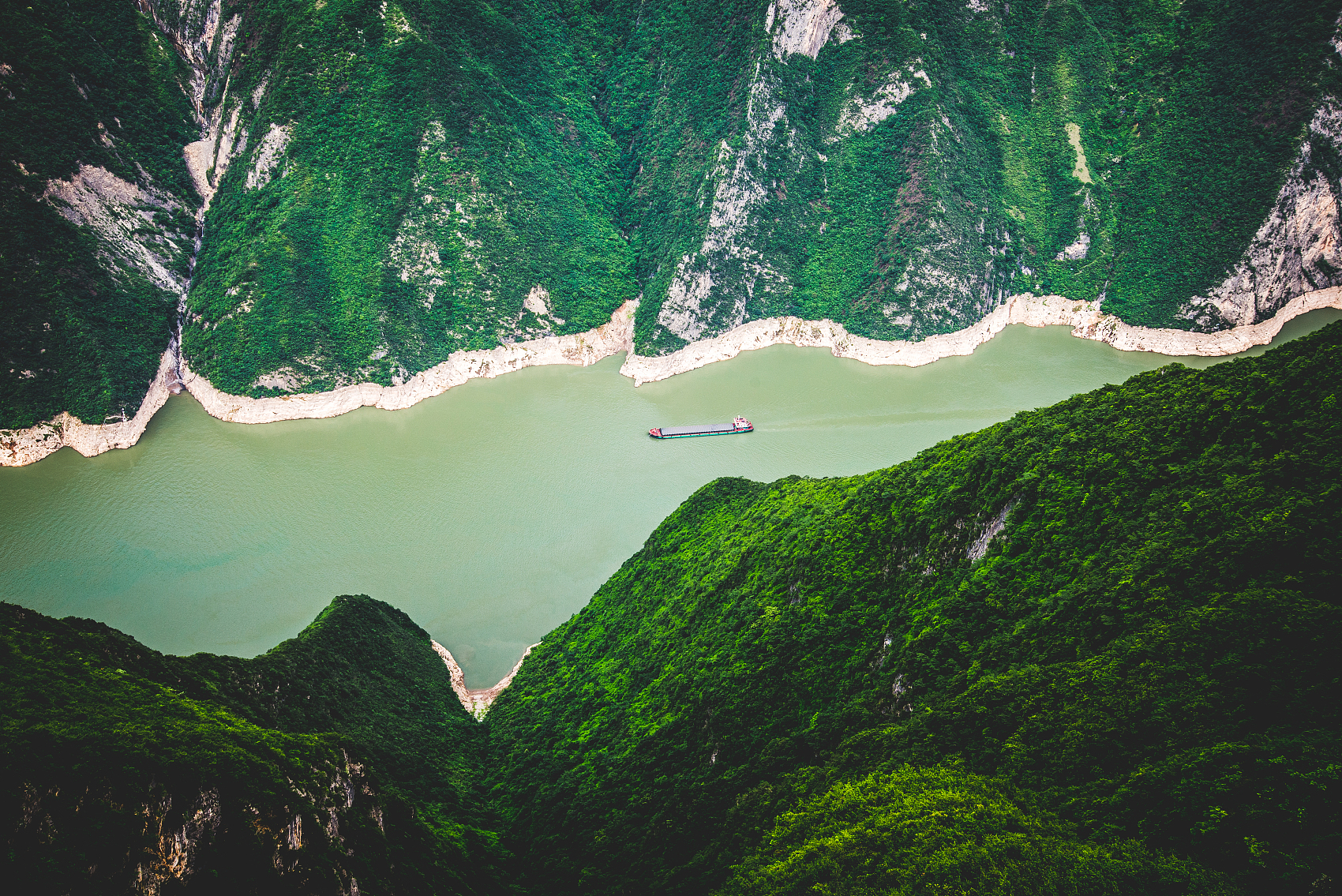 Day 9:  Yangtze River Cruise-Shanghai