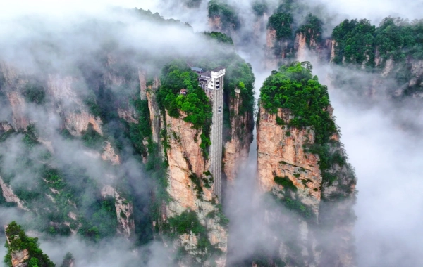 Giorno 3: Zhangjiajie National Forest Park